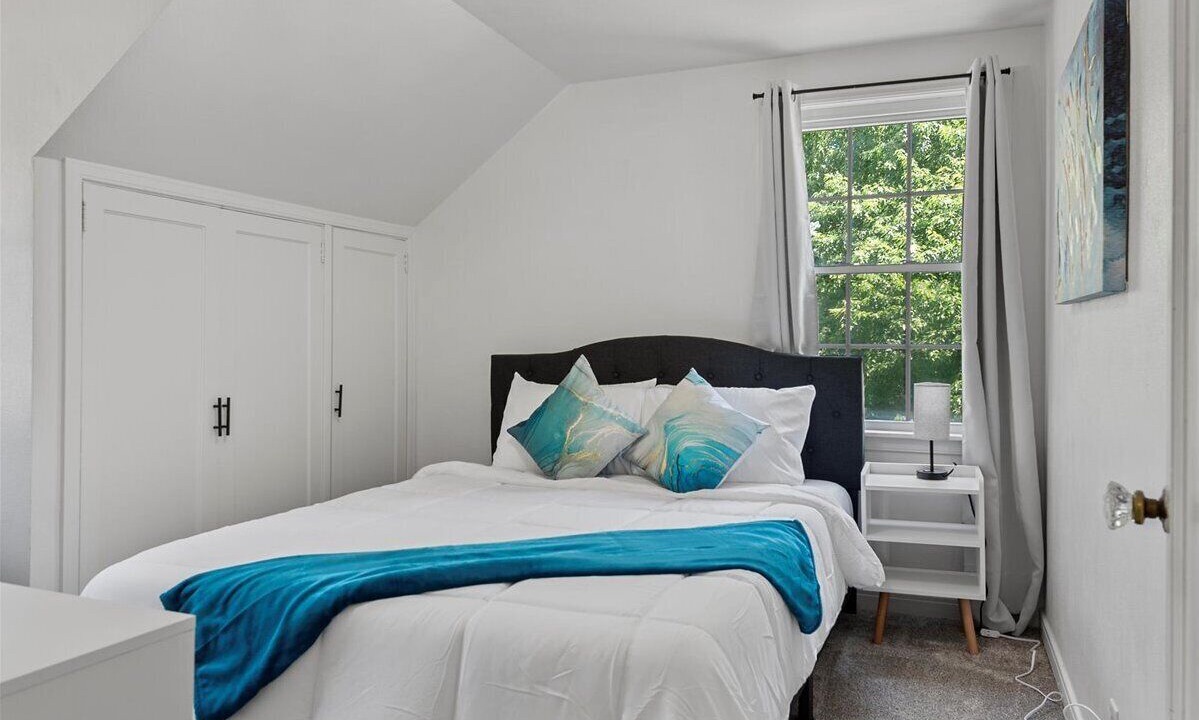 Photo of Bedroom in Springfield