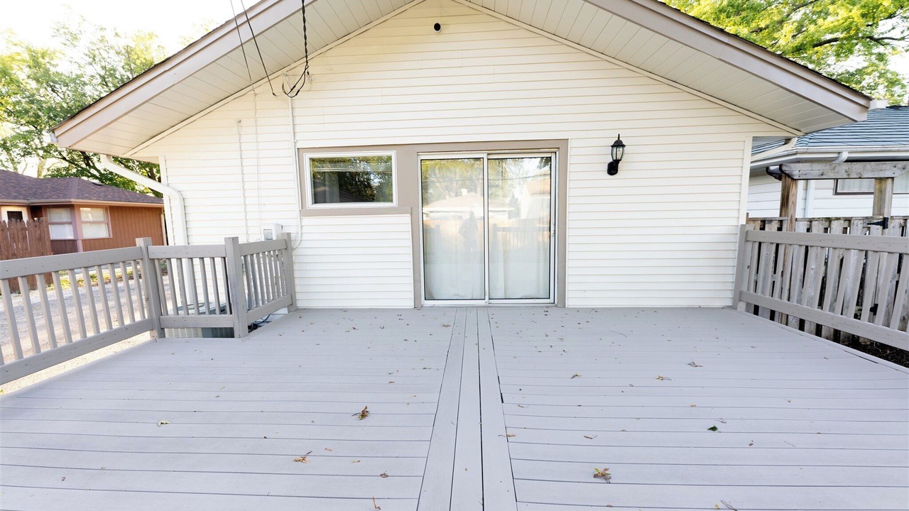 Photo of Patio Balcony in Wheaton