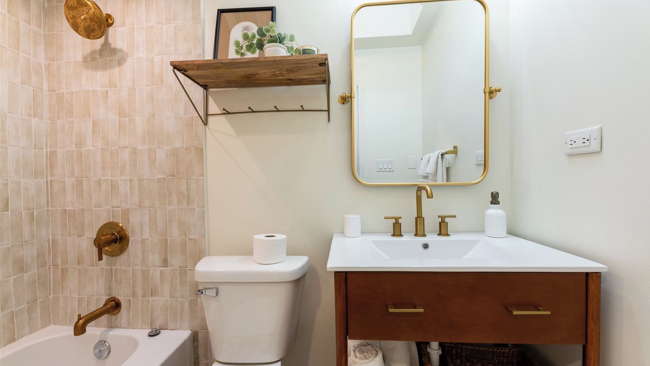 Photo of Bathroom in Wheaton