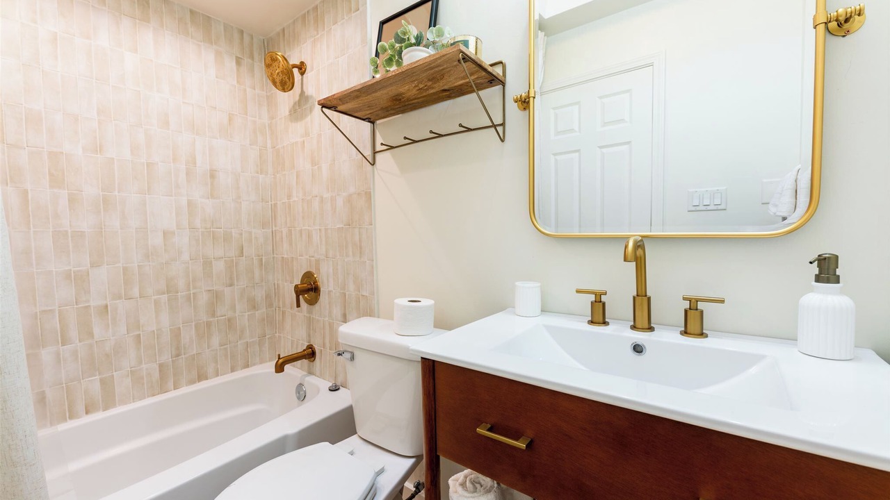 Photo of Bathroom in Wheaton