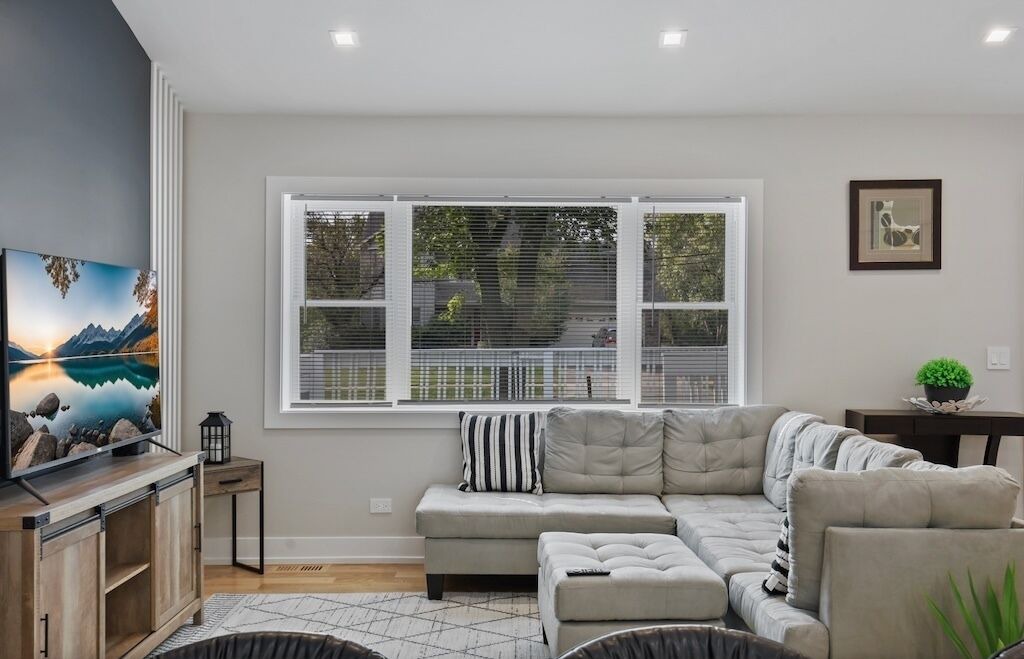 Photo of Livingroom in Willowbrook