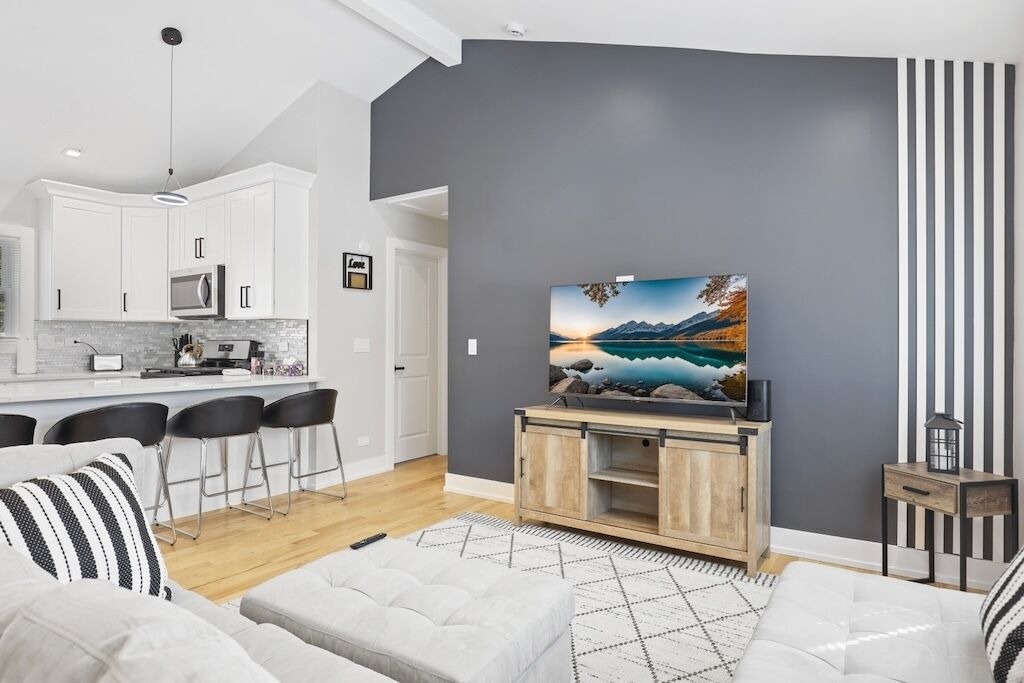 Photo of Livingroom in Willowbrook