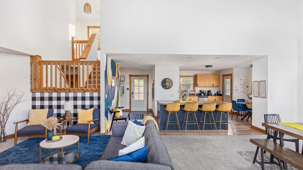 Photo of Livingroom in Galena