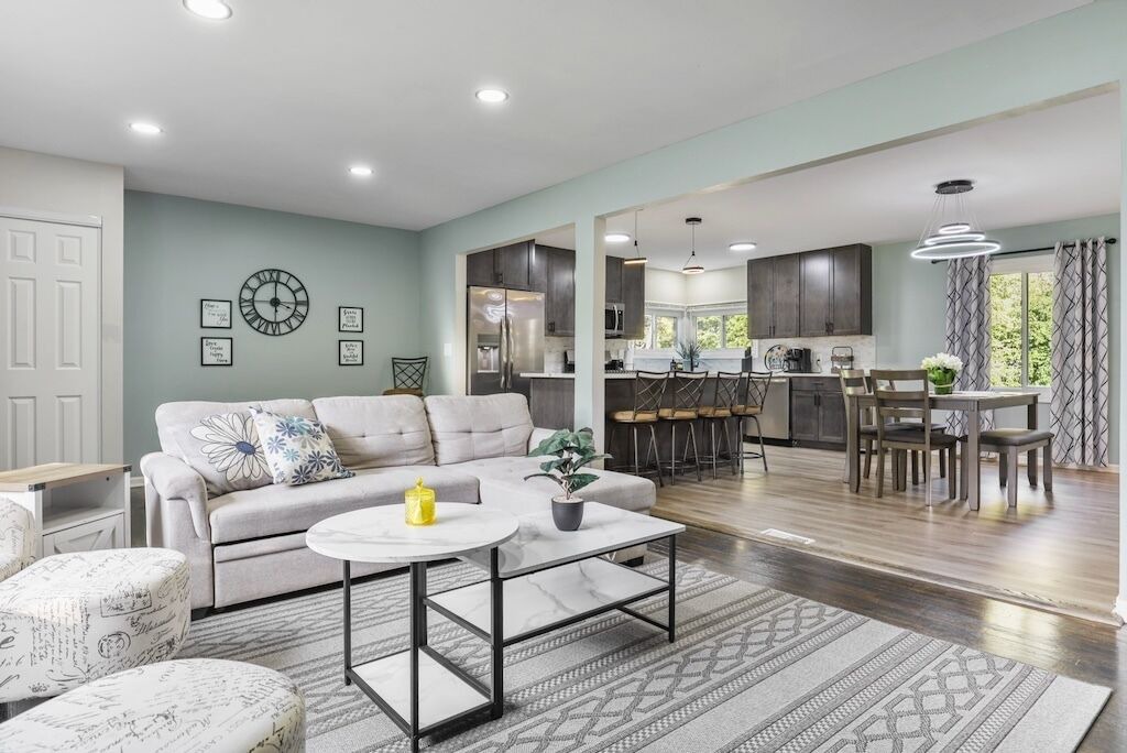 Photo of Livingroom in Wheaton