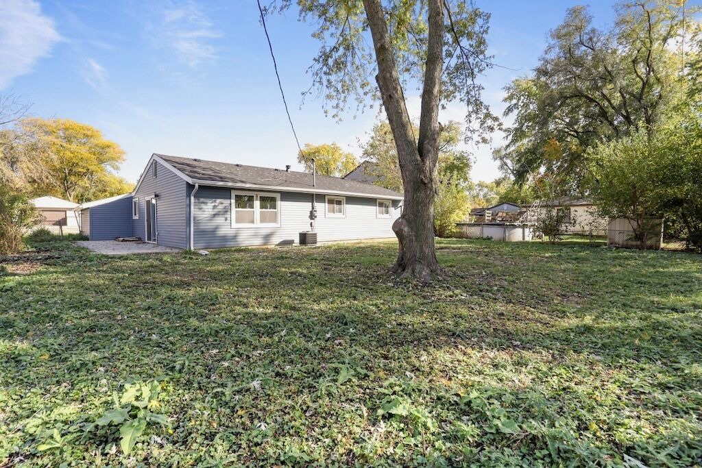 Photo of Outdoor in Bolingbrook
