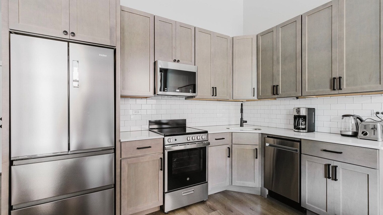 Photo of Kitchen in Edgewater Beach