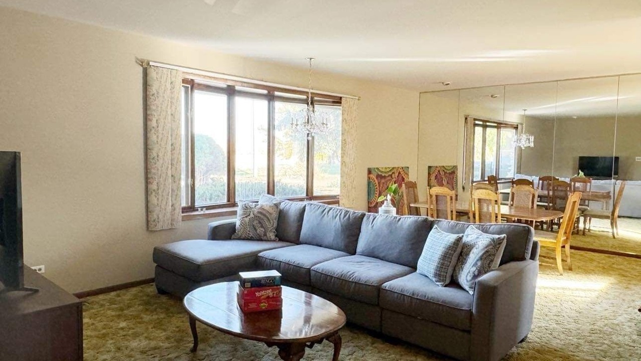 Photo of Livingroom in Homer Glen