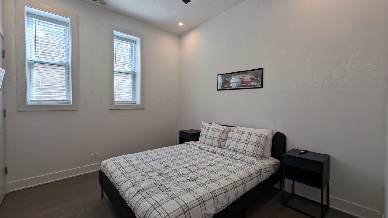 Photo of Bedroom in Roscoe Village