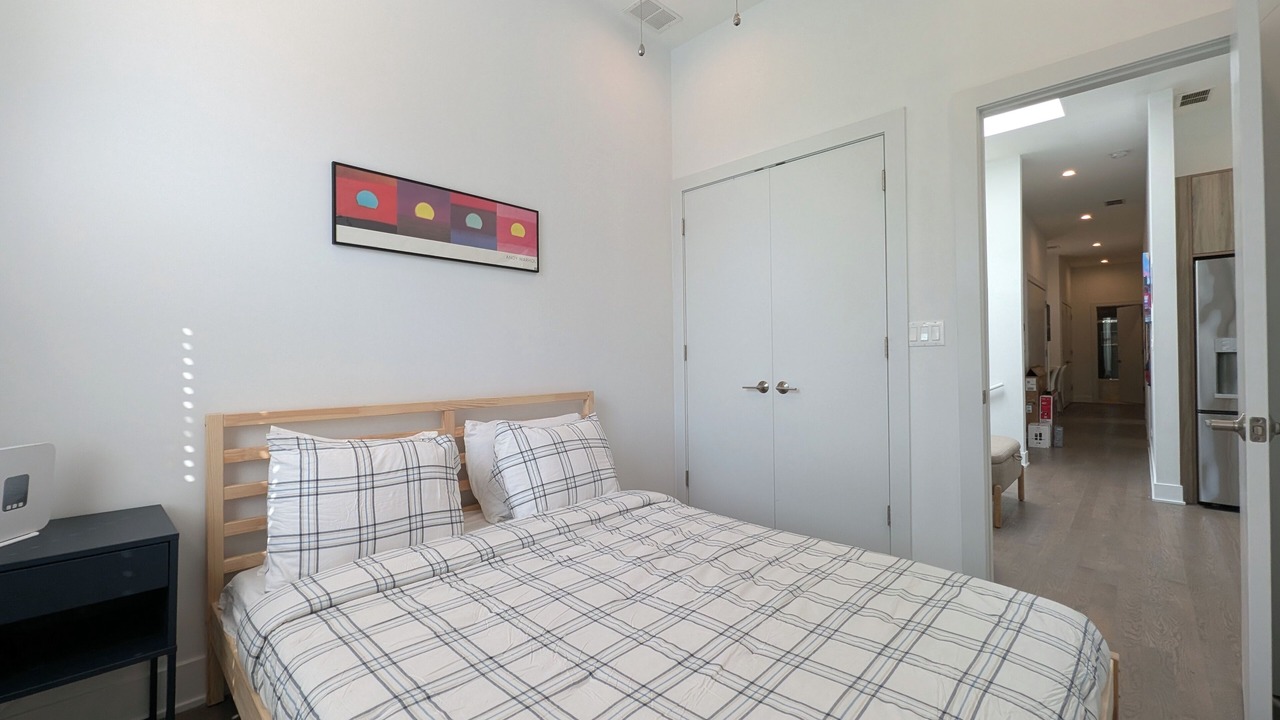Photo of Bedroom in Roscoe Village