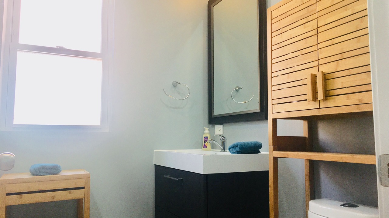 Photo of Bathroom in Edgewater