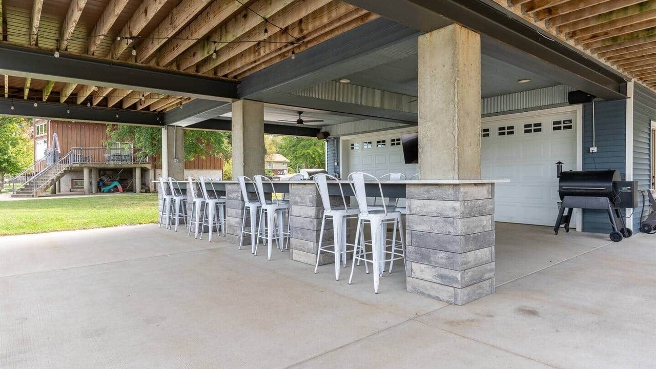 Photo of Patio Balcony in Holcomb