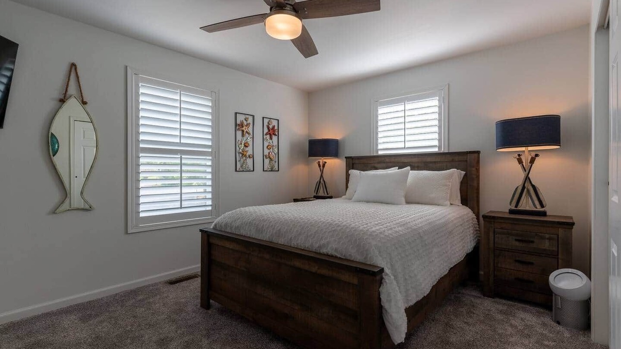 Photo of Bedroom in Holcomb