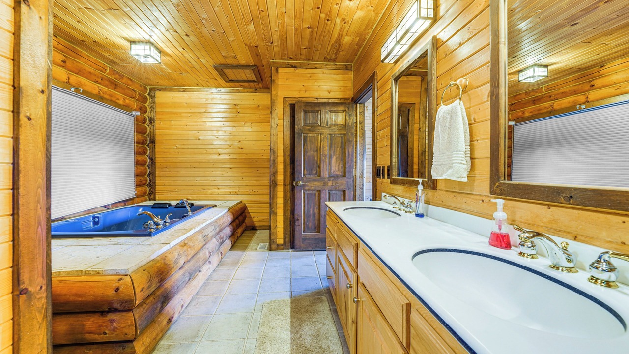 Photo of Bathroom in Ottawa