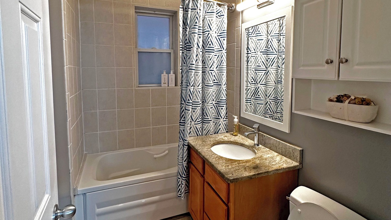 Photo of Bathroom in Noble Square