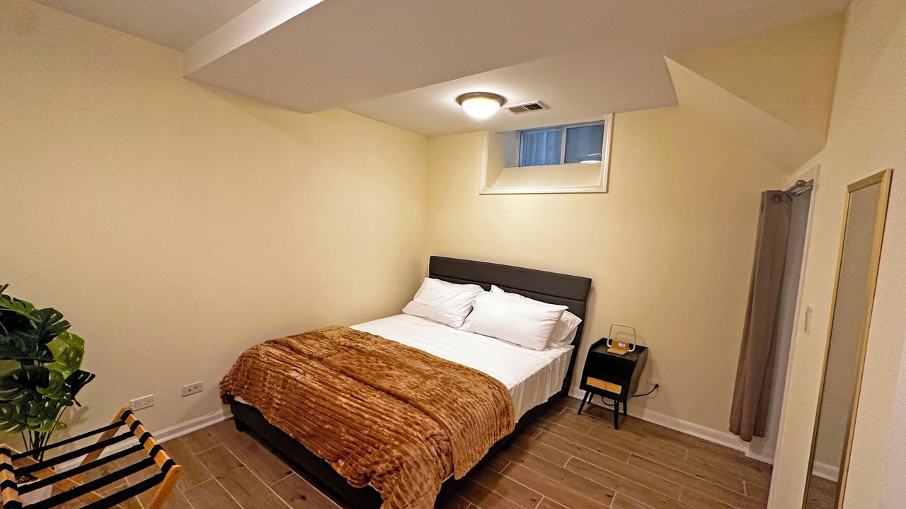 Photo of Bedroom in Noble Square