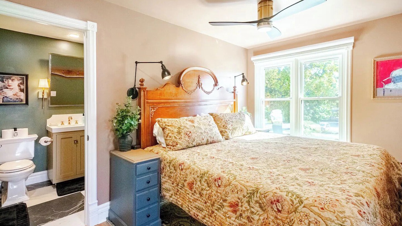 Photo of Bedroom in Grayslake