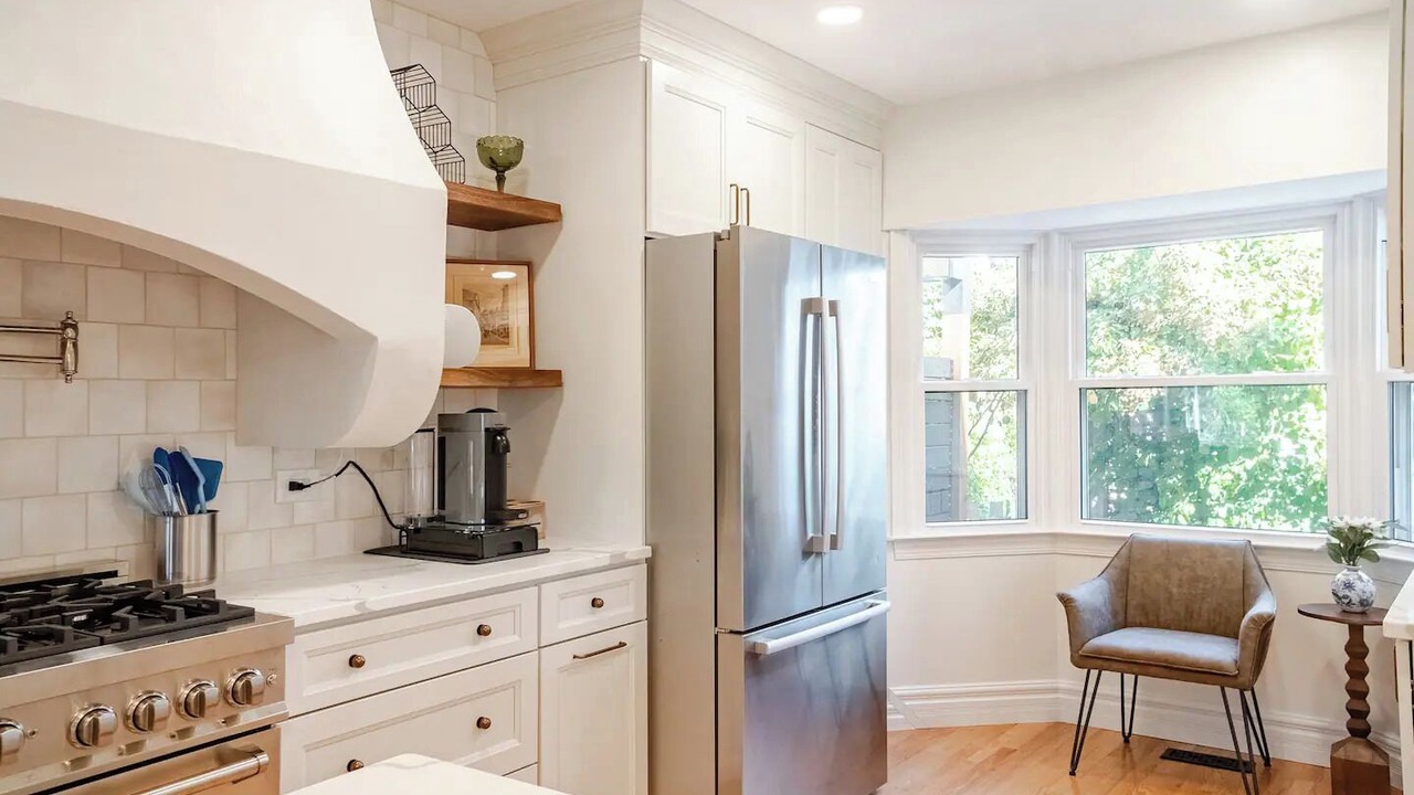 Photo of Kitchen in Grayslake