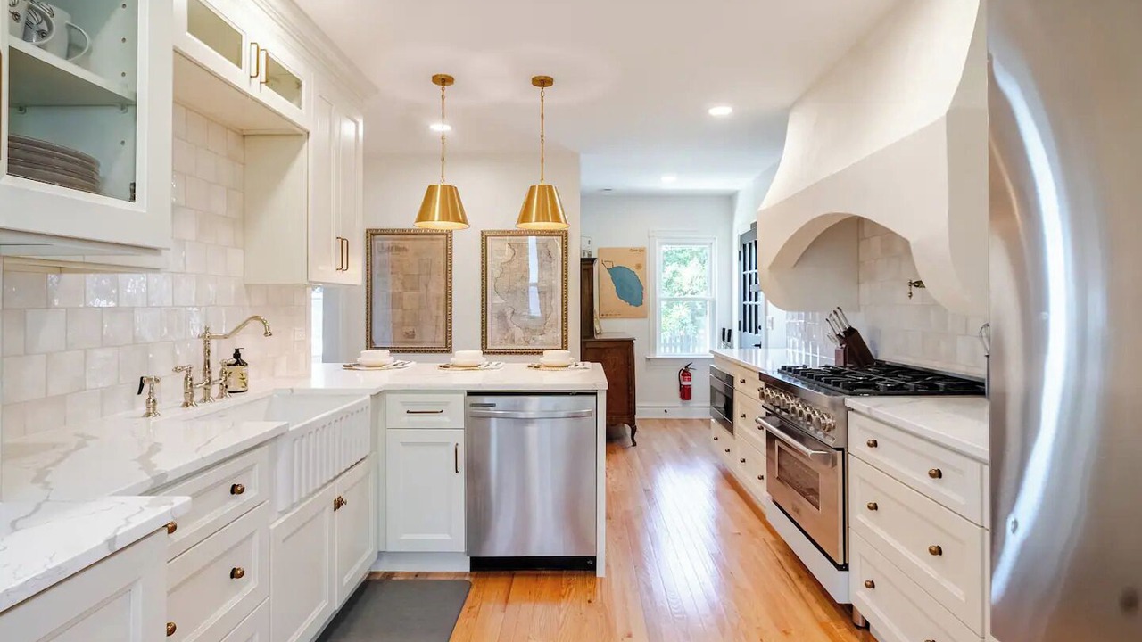 Photo of Kitchen in Grayslake