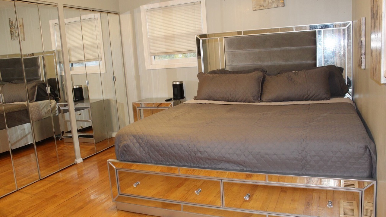 Photo of Bedroom in Calumet City