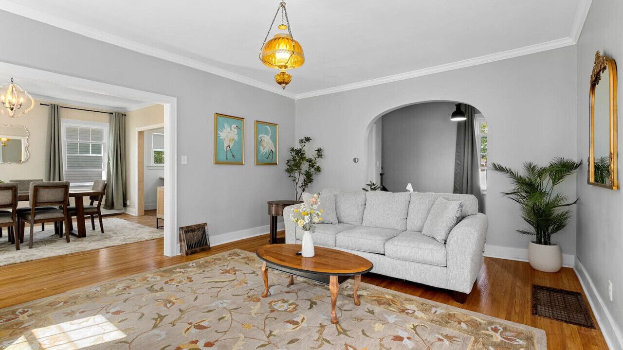 Photo of Livingroom in Pekin