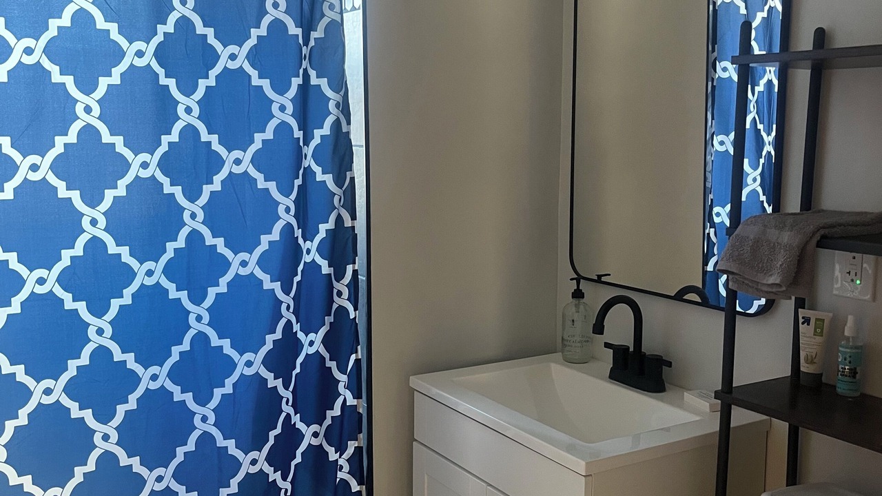 Photo of Bathroom in Old Norwood Park