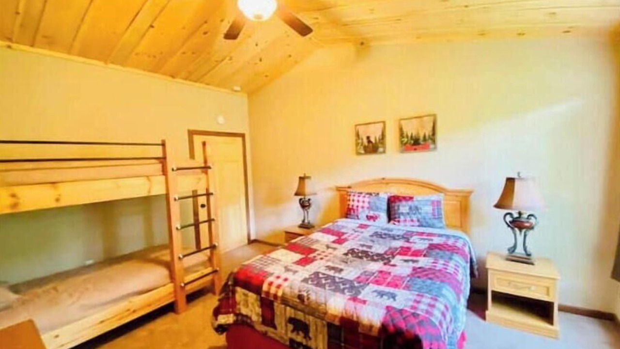 Photo of Bedroom in Dixon
