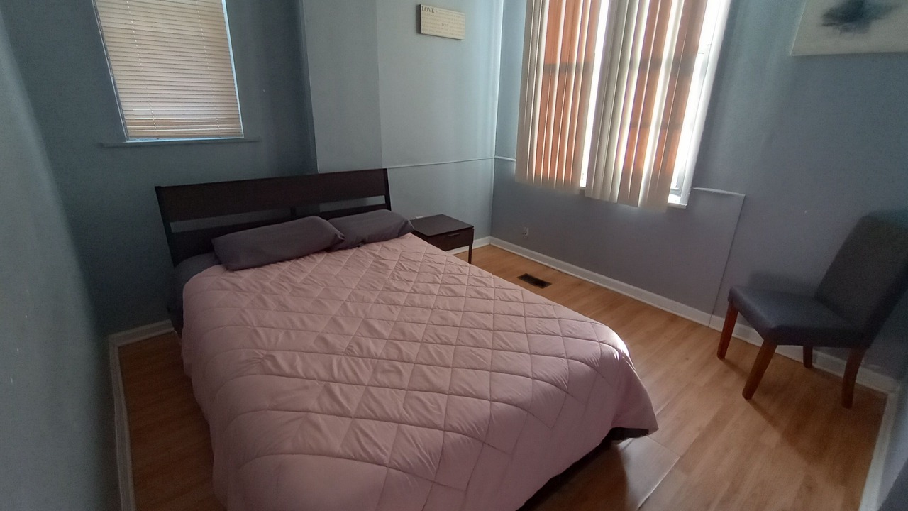 Photo of Bedroom in Douglas