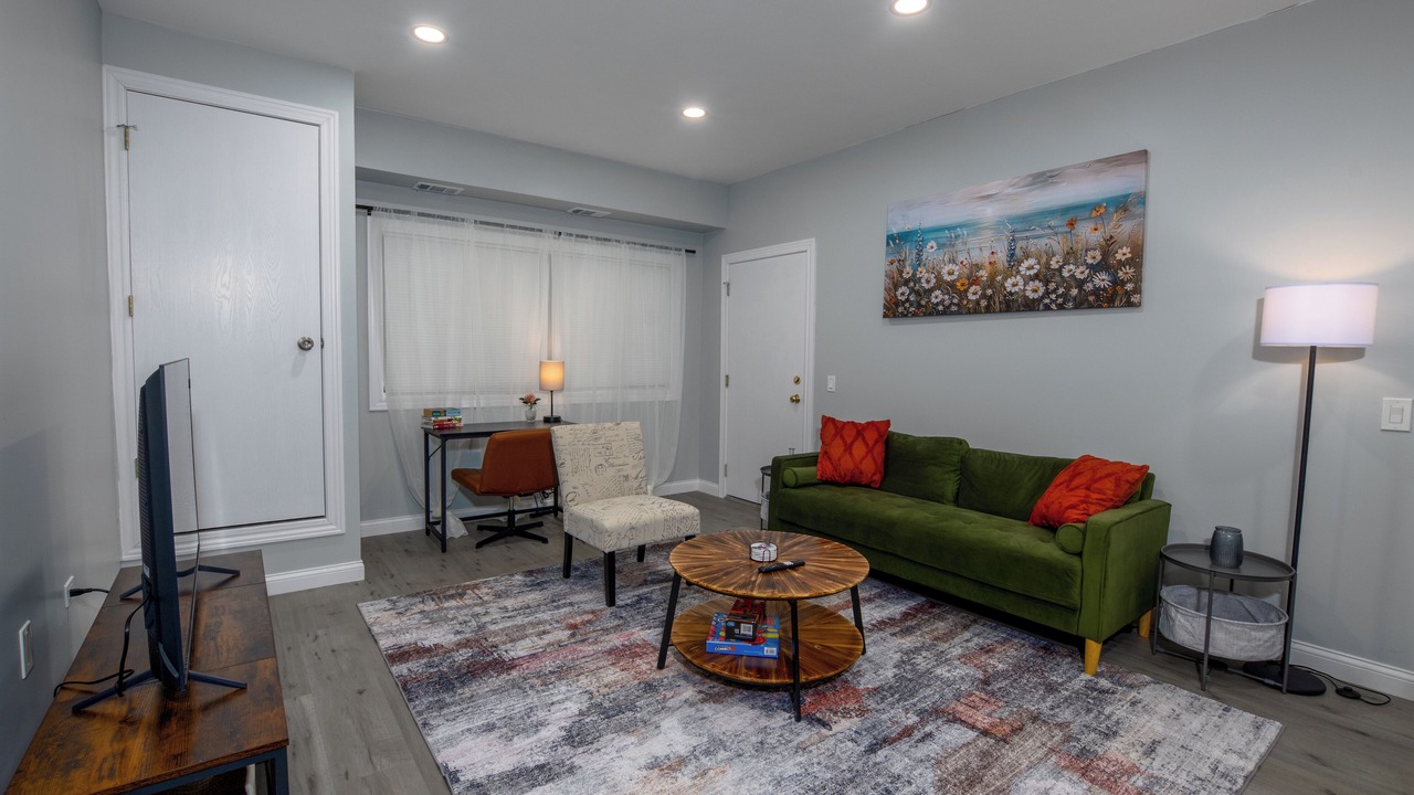 Photo of Livingroom in Lower West Side
