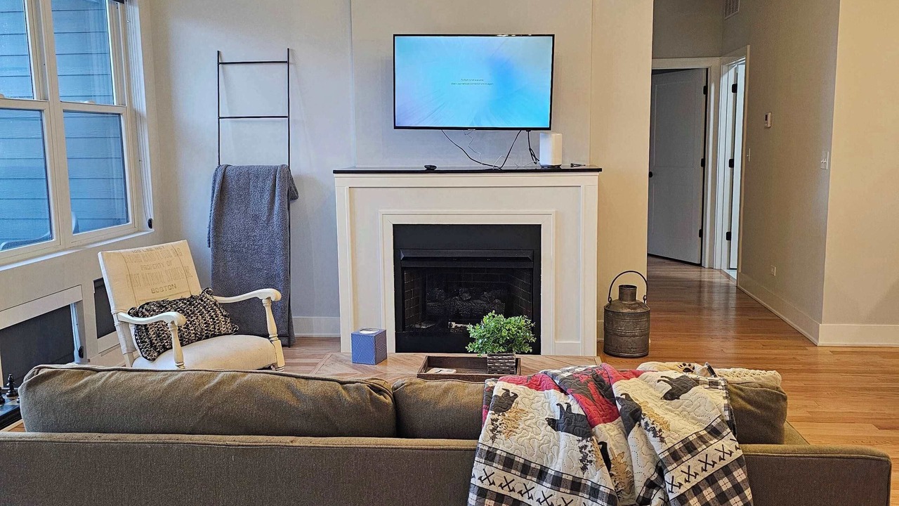 Photo of Livingroom in Lower West Side