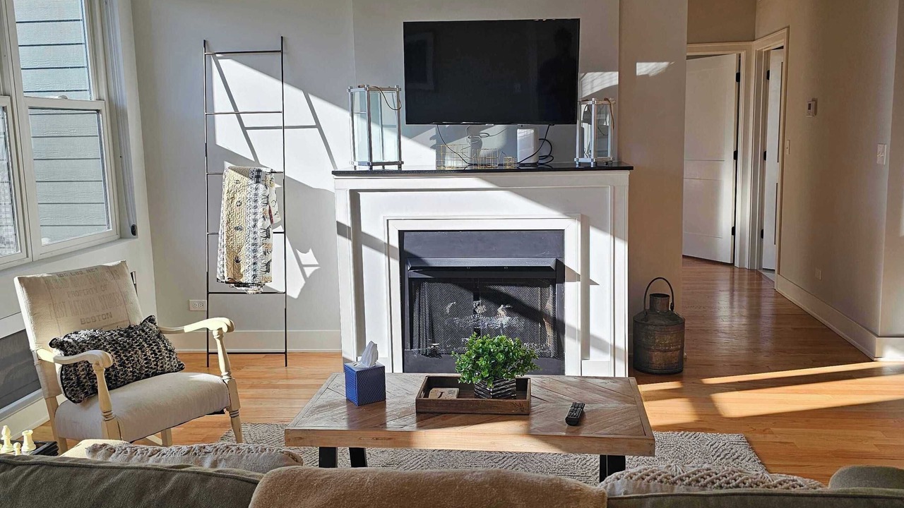 Photo of Livingroom in Lower West Side