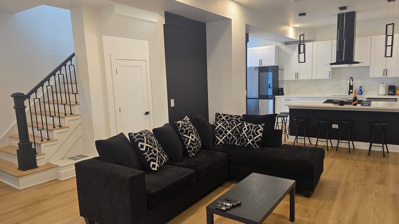 Photo of Livingroom in Chatham