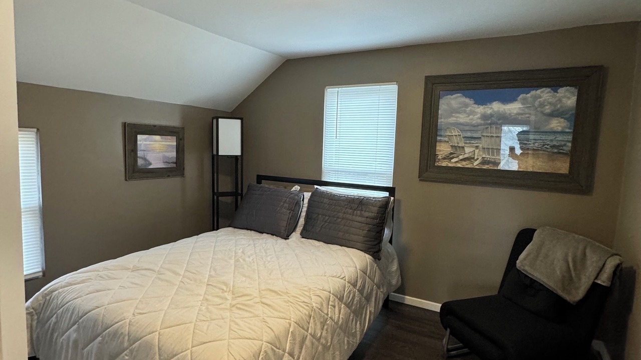 Photo of Bedroom in DeKalb