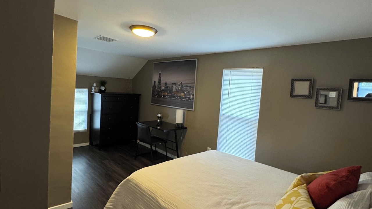 Photo of Bedroom in DeKalb