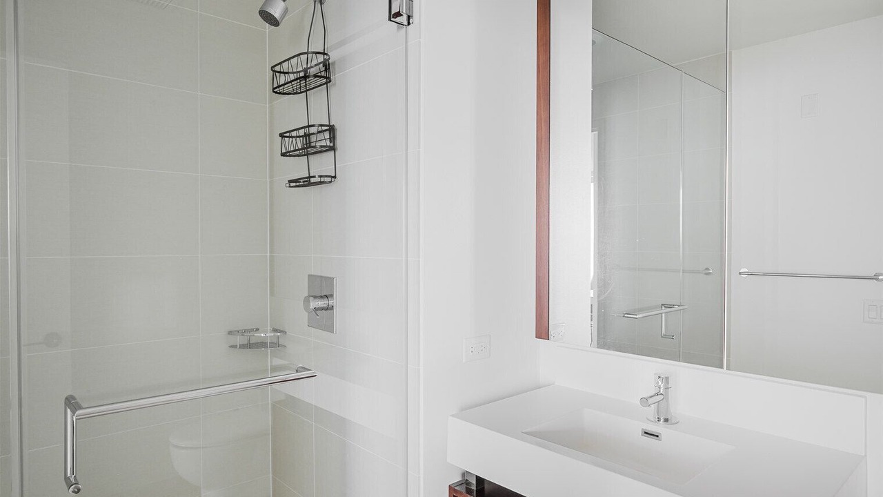 Photo of Bathroom in Streeterville