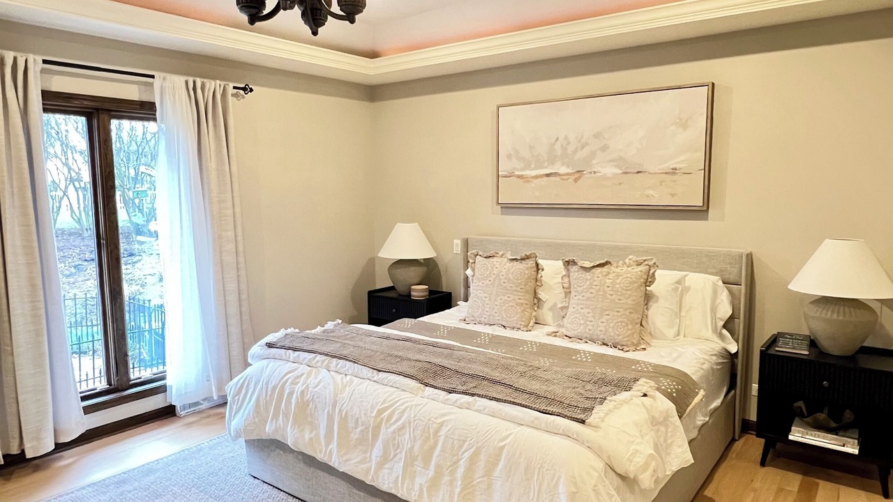 Photo of Bedroom in Schaumburg