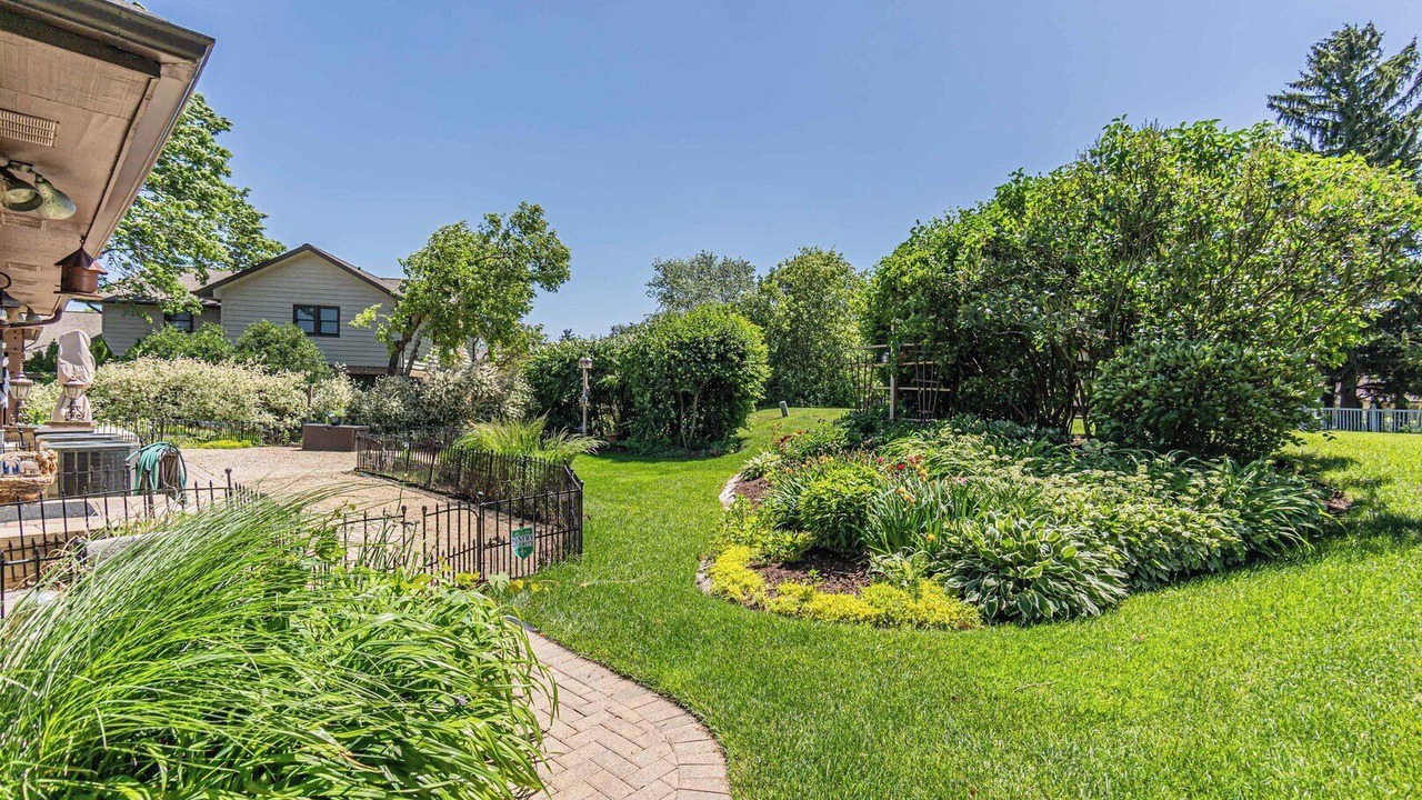 Photo of Outdoor in Schaumburg