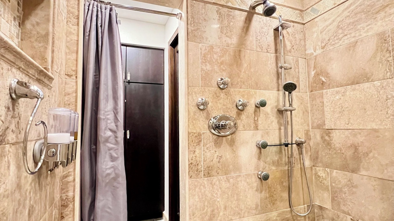 Photo of Bathroom in Schaumburg