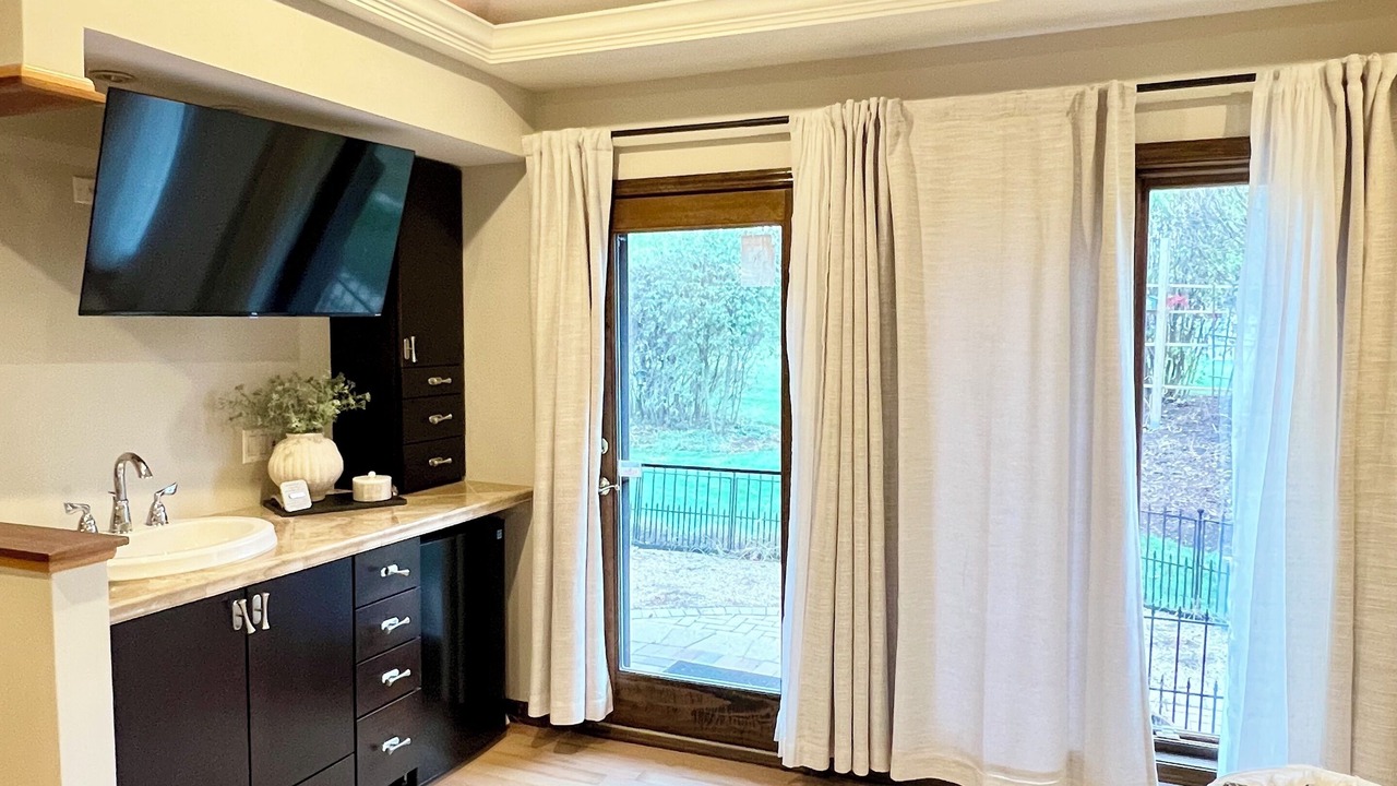 Photo of Bedroom in Schaumburg