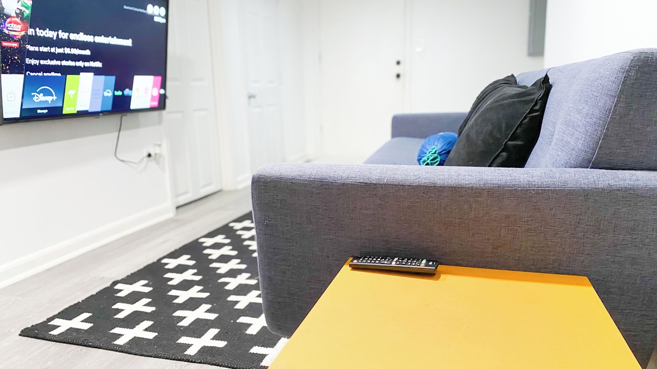Photo of Livingroom in West Town