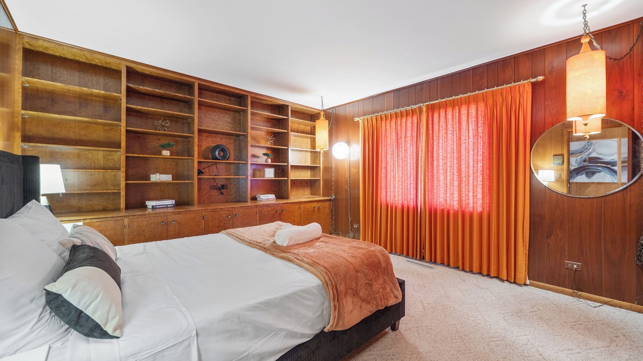 Photo of Bedroom in Lake Zurich