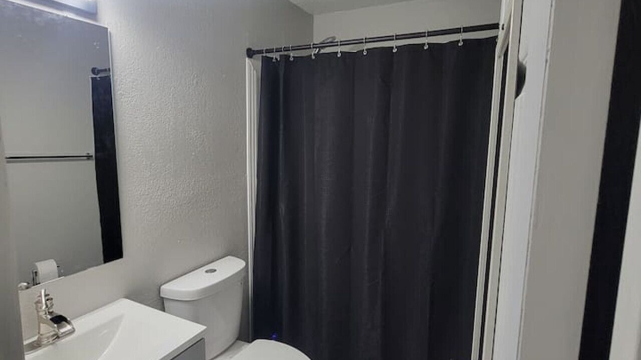 Photo of Bathroom in Pontoon Beach