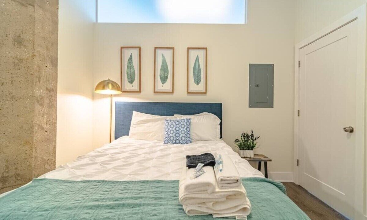 Photo of Bedroom in Near South Side