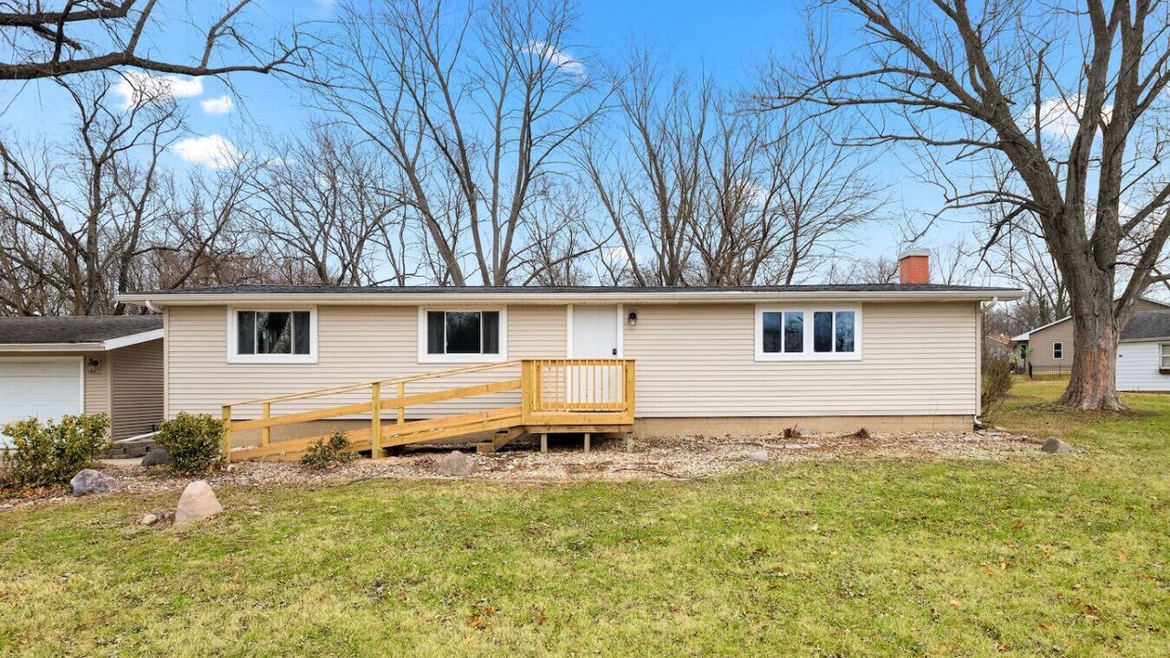 Photo of Outdoor in Creve Coeur