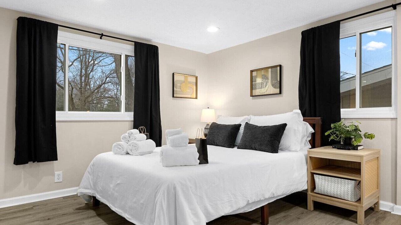 Photo of Bedroom in Creve Coeur