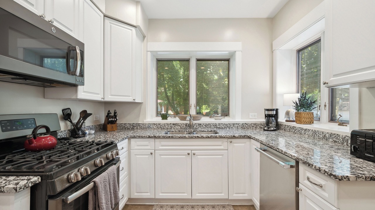 Photo of Kitchen in Rogers Park
