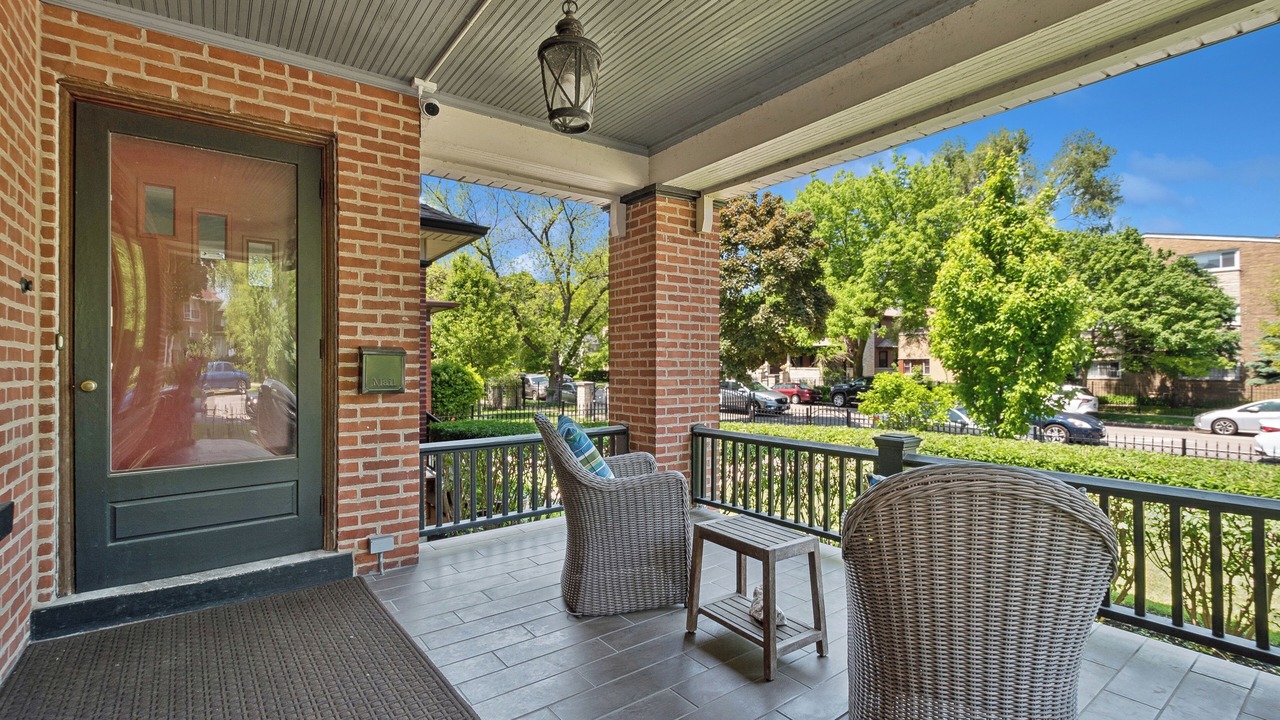 Photo of Patio Balcony in Rogers Park