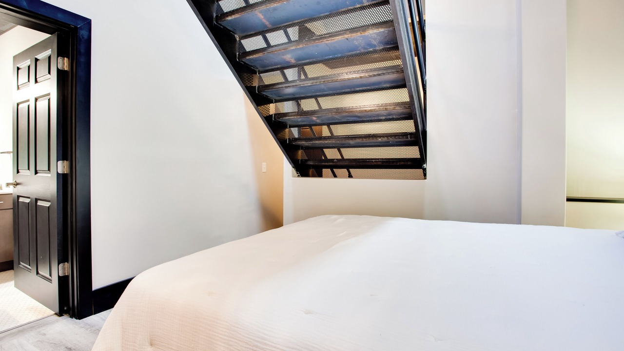 Photo of Bedroom in Quincy