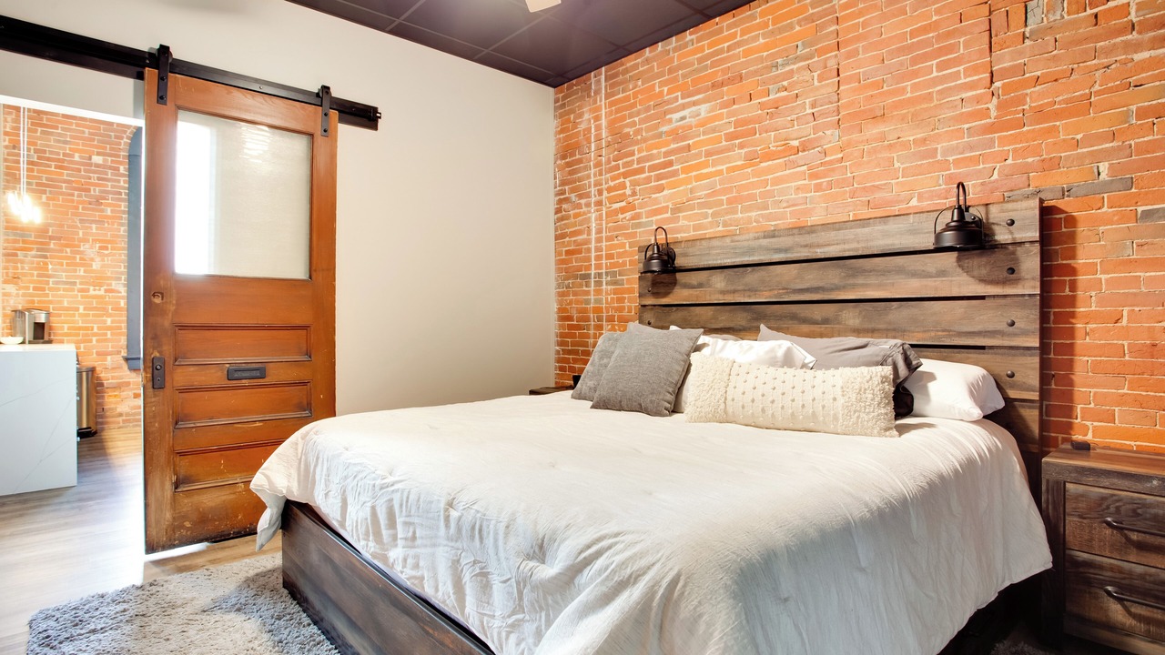 Photo of Bedroom in Quincy