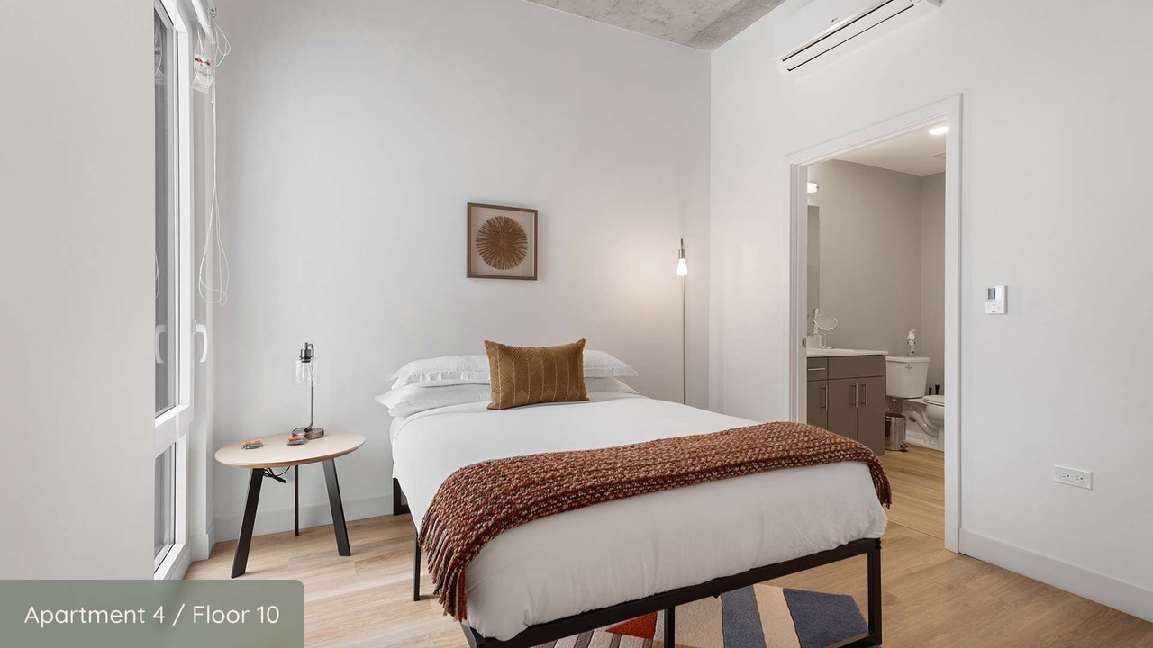 Photo of Bedroom in River North