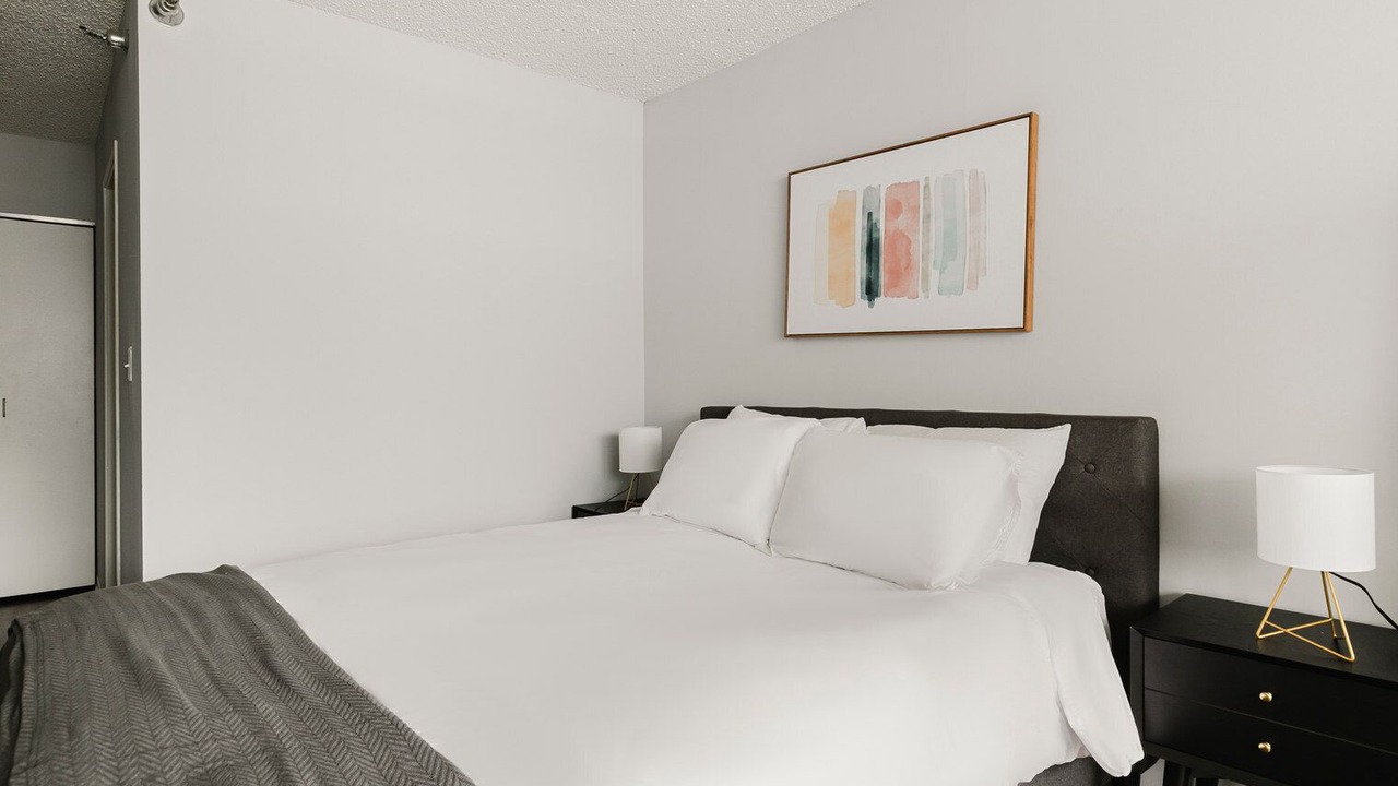 Photo of Bedroom in Streeterville